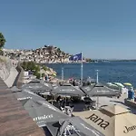 Mare Kuca Za Odmor *