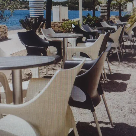 Mare Kuca Za Odmor Сasa de vacaciones *