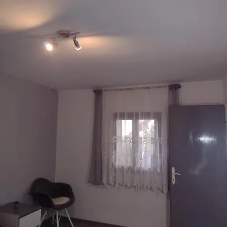 Mare Kuca Za Odmor Feriehus