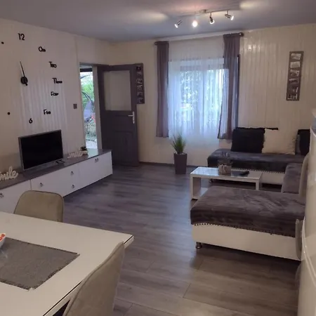 Feriehus Mare Kuca Za Odmor *