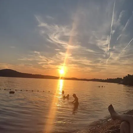 Mare Kuca Za Odmor *