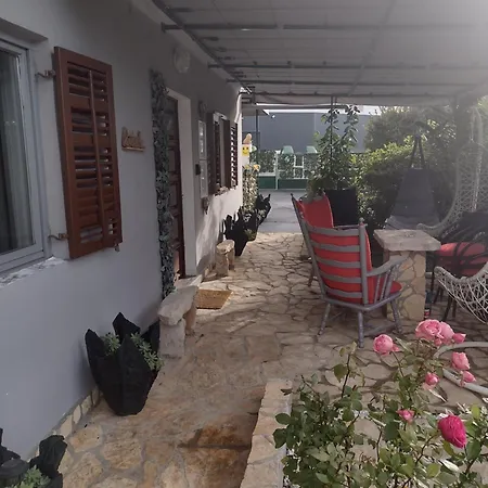 Mare Kuca Za Odmor *