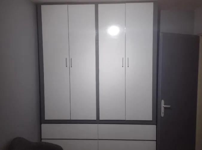 Mare Kuca Za Odmor Szybenik